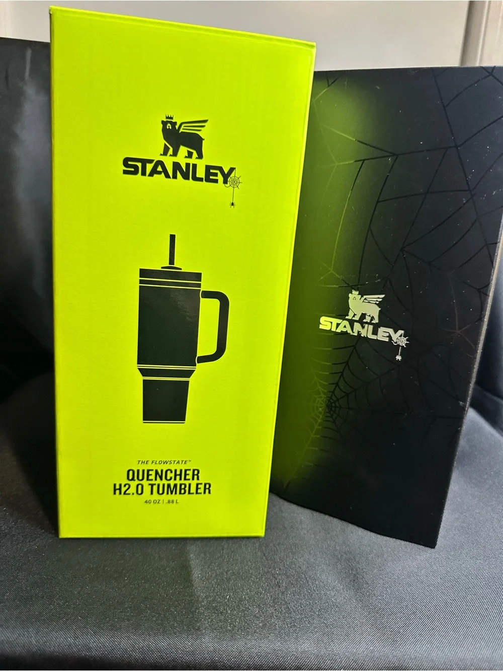 Stanley Black Tumbler with Neon Green Lid - Picture 2 of 4